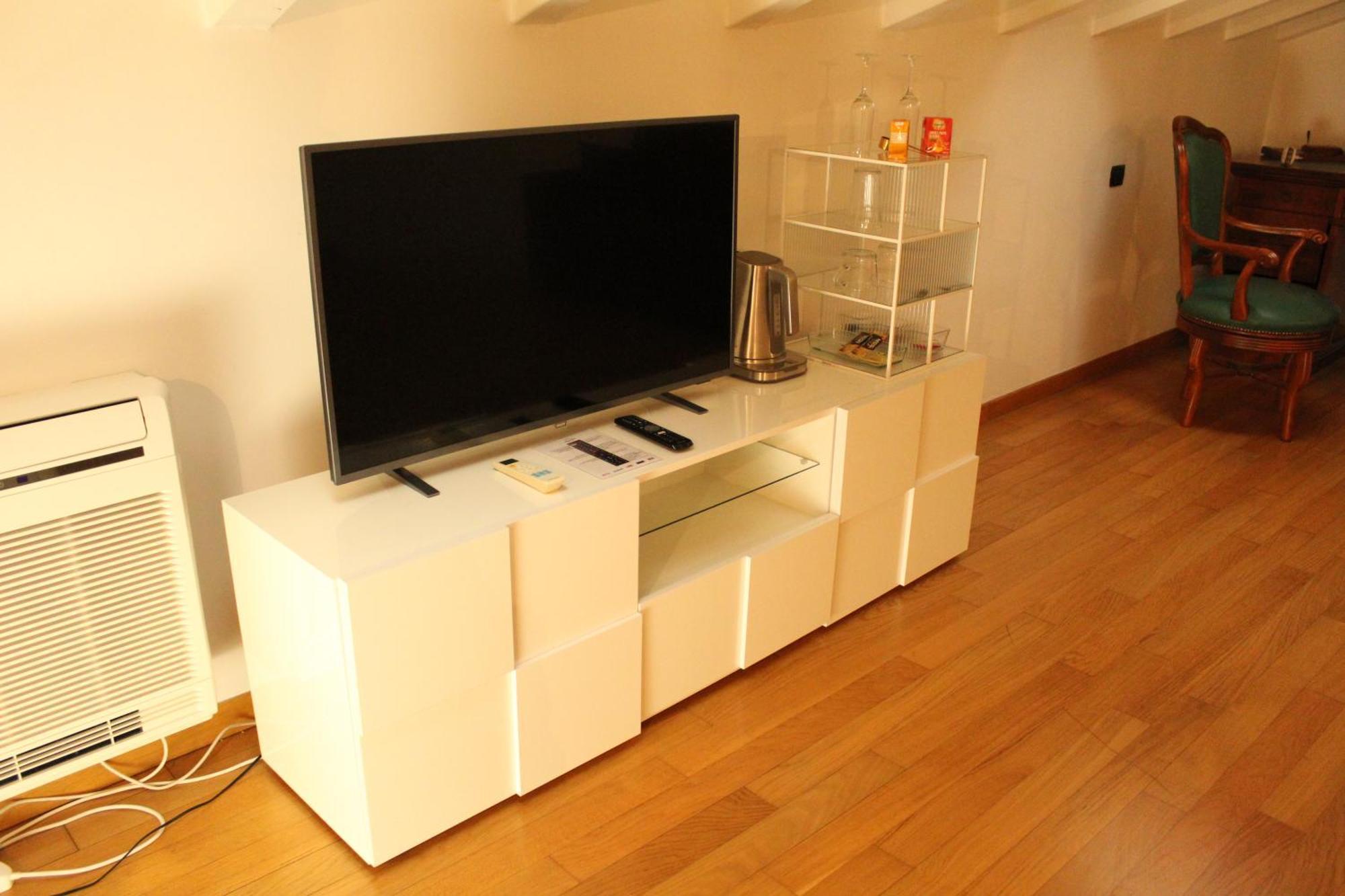 Bb Tortona Bed & Breakfast Milano Eksteriør bilde